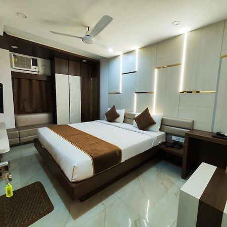 Hotel Rudraksha Inn Деогарх Экстерьер фото